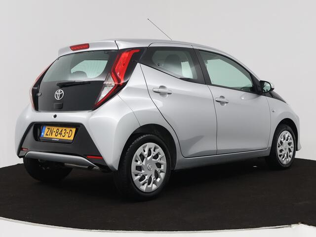 Toyota AYGO 1.0 VVT-i x-play