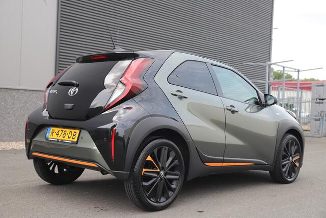 Toyota AYGO X 1.0 VVT-i S-CVT Automaat/Limited/Camera/LED/JBL-audio/18"