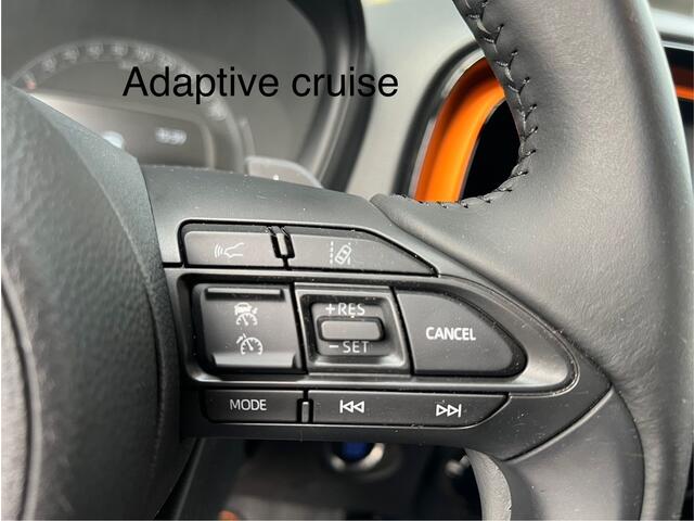 Toyota AYGO X 1.0 VVT-i S-CVT Automaat/Limited/Camera/LED/JBL-audio/18"