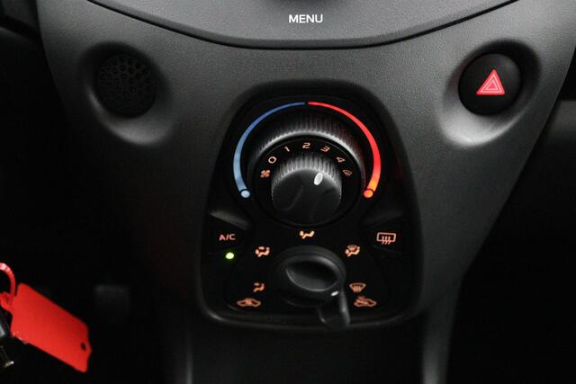 Toyota AYGO 1.0 VVT-i x-fun | Airco | Centrale deurvergrendeling |