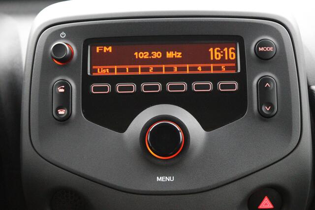 Toyota AYGO 1.0 VVT-i x-fun | Airco | Centrale deurvergrendeling |