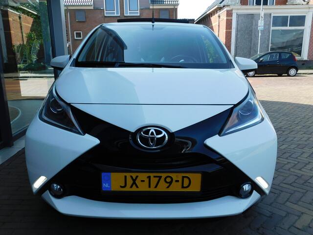 Toyota AYGO 1.0 VVT-i x-wave