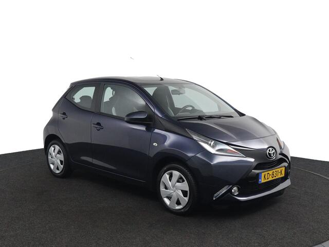 Toyota AYGO 1.0 VVT-i x-play | Parkeercamera | Airco | Bluetooth | 5-Deurs |
