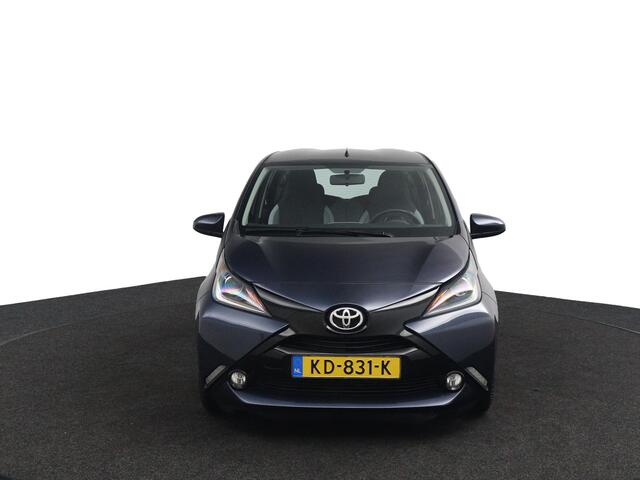 Toyota AYGO 1.0 VVT-i x-play | Parkeercamera | Airco | Bluetooth | 5-Deurs |