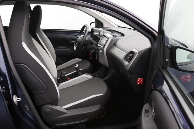 Toyota AYGO 1.0 VVT-i x-play | Parkeercamera | Airco | Bluetooth | 5-Deurs |
