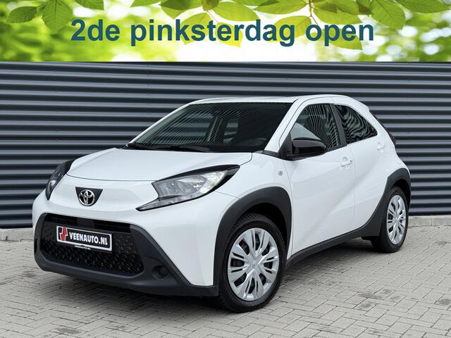 Toyota AYGO X 1.0 VVT-i MT Play Camera/Stoelwarm/Apple/Android 2e Pinksterdag open van 12uur tot 16uur