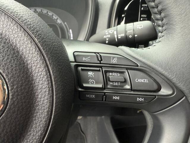 Toyota AYGO X 1.0 VVT-i MT Play Camera/Stoelwarm/Apple/Android 2e Pinksterdag open van 12uur tot 16uur