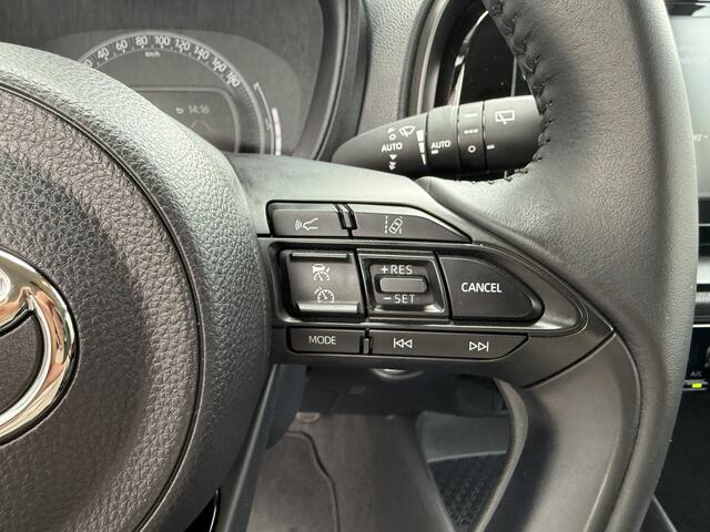 Toyota AYGO X 1.0 VVT-i MT Play Camera/Apple/Stoelwarm/Keyless 2e Pinksterdag open van 12uur tot 16uur