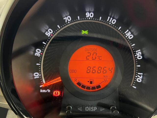 Toyota AYGO 1.0 VVT-i x-play limited | Navigatie/Android Auto/Apple Carplay | Achteruitrijcamera | Airco | Limiter |