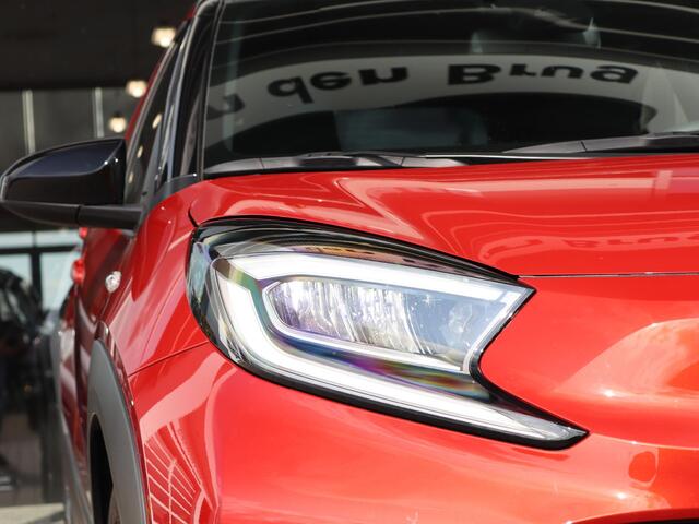 Toyota AYGO X 1.0 VVT-i S-CVT Envy | Navigatie | Camera | LED | Climatronic | Bluetooth | 18'' LM | Adaptive cruise |