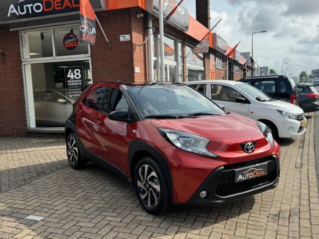 Toyota AYGO X 1.0 VVT-i S-CVT Play Bi-Color