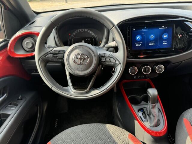 Toyota AYGO X 1.0 VVT-i S-CVT Play Bi-Color