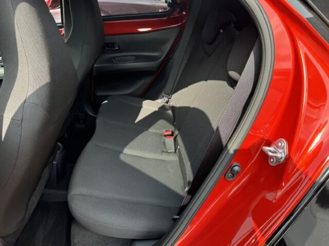Toyota AYGO X 1.0 VVT-i S-CVT Play Bi-Color