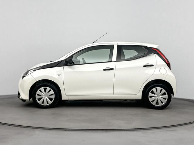 Toyota AYGO 1.0 VVT-i x-fun | 5-Drs | Airco | Bluetooth | NL-Auto |