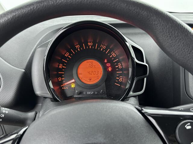 Toyota AYGO 1.0 VVT-i x-fun | 5-Drs | Airco | Bluetooth | NL-Auto |