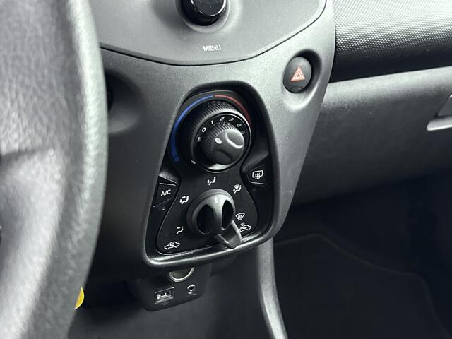 Toyota AYGO 1.0 VVT-i x-fun | 5-Drs | Airco | Bluetooth | NL-Auto |