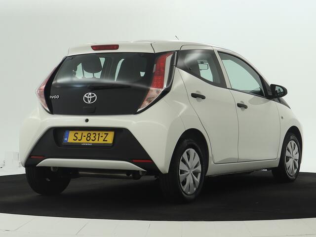 Toyota AYGO 1.0 VVT-i x-fun