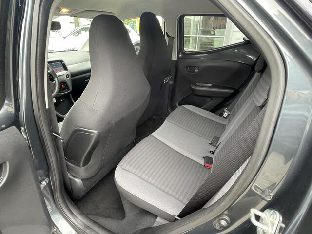 Toyota AYGO 1.0 VVT-i x-joy