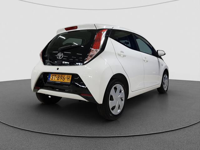 Toyota AYGO 1.0 VVT-i x-nav | Navigatie | Camera | Airco |