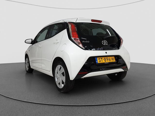 Toyota AYGO 1.0 VVT-i x-nav | Navigatie | Camera | Airco |