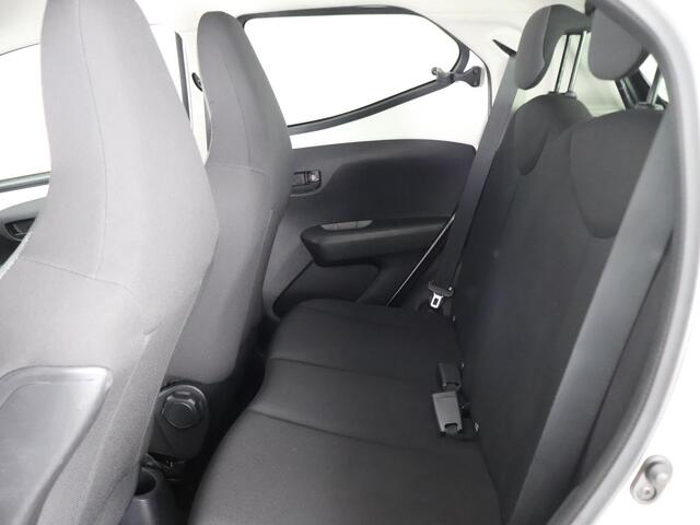 Toyota AYGO 1.0 VVT-i X-FUN STYLE PACK 5-DEURS.ELEKTRISCHE RAMEN.AIRCO.BLUETOOTH.GARANTIE TOT 11-2027