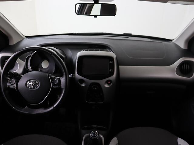Toyota AYGO 1.0 VVT-i x-play Camera | Airconditioning