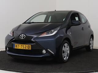 toyota-aygo-1.0-vvt-i-x-play-camera