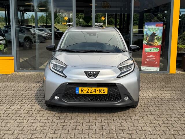 Toyota AYGO 1.0 VVT-I MT First Edition - camera