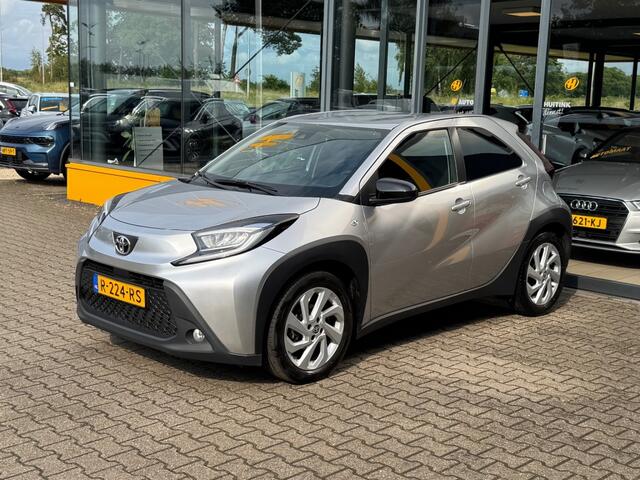 Toyota AYGO 1.0 VVT-I MT First Edition - camera