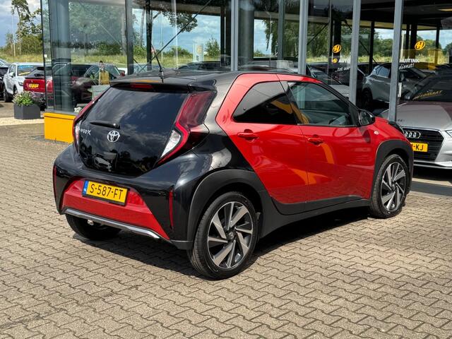 Toyota AYGO 1.0 VVT-i S-CVT Envy - camera - navi