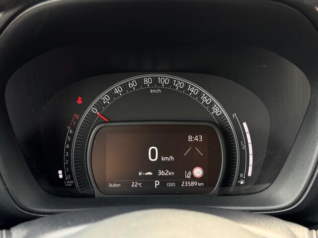 Toyota AYGO 1.0 VVT-i S-CVT Envy - camera - navi