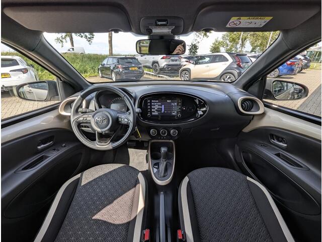 Toyota AYGO X 1.0 VVT-i S-CVT first | ACC | Camera | Automaat | Stoelverwarming | Airco | Apple Carplay/Android Auto
