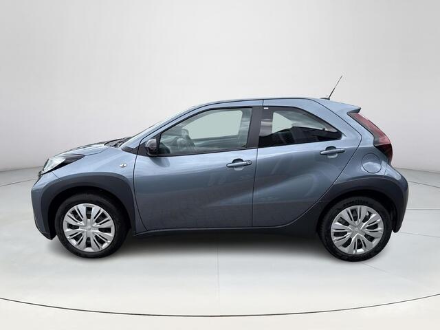 Toyota AYGO X 1.0 VVT-i MT Play **ADAPTIEF CRUISECONTROL/ AIRCO/ PARKEERCAMERA/ 36 MAANDEN GARANTIE**