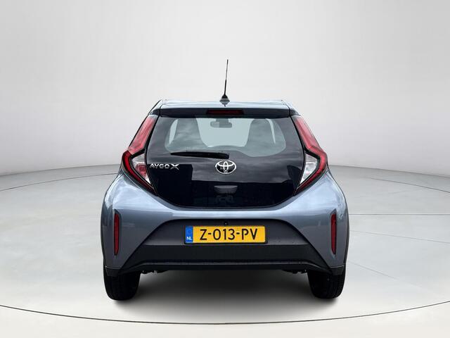 Toyota AYGO X 1.0 VVT-i MT Play **ADAPTIEF CRUISECONTROL/ AIRCO/ PARKEERCAMERA/ 36 MAANDEN GARANTIE**