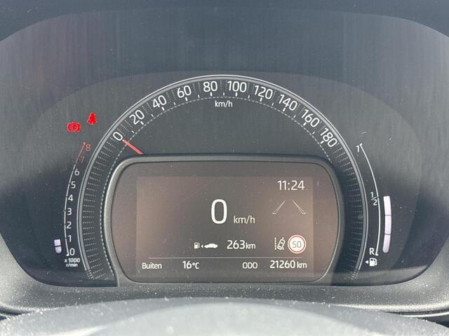 Toyota AYGO X 1.0 VVT-i MT Play **ADAPTIEF CRUISECONTROL/ AIRCO/ PARKEERCAMERA/ 36 MAANDEN GARANTIE**