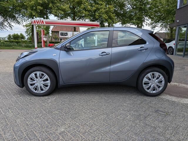 Toyota AYGO X 1.0 VVT-i S-CVT Pulse Climatronic,Keyless,
