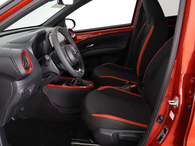 Toyota AYGO X 1.0 VVT-i S-CVT PULS-PACK AUTOMAAT **NIEUWE AUTO UIT VOORRAAD**VOORRAADDEAL**