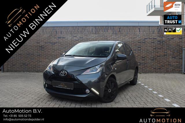 Toyota AYGO 1.0 VVT-i x-play Camera | Scherm | NAP | BT | LIM