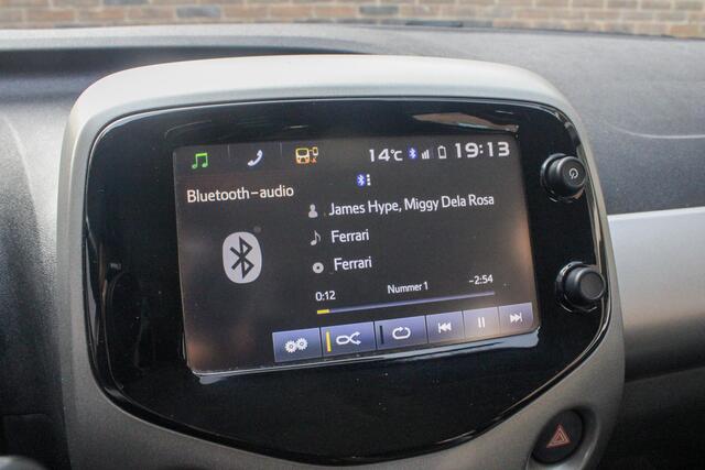 Toyota AYGO 1.0 VVT-i x-play Camera | Scherm | NAP | BT | LIM