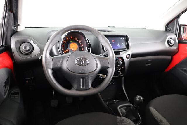 Toyota AYGO 1.0 VVT-i x-now | Apple Carplay /- Android Auto | Airco | NL-Auto |
