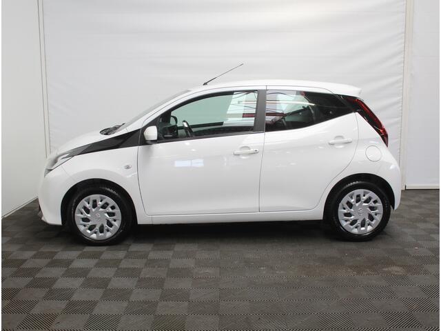 Toyota AYGO 1.0 VVT-i x-play | AIRCO | CAMERA | CARPLAY | LED | BLUETOOTH | CDV