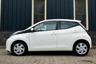 toyota-aygo-1.0-vvt-i-x-nav-rijklaa