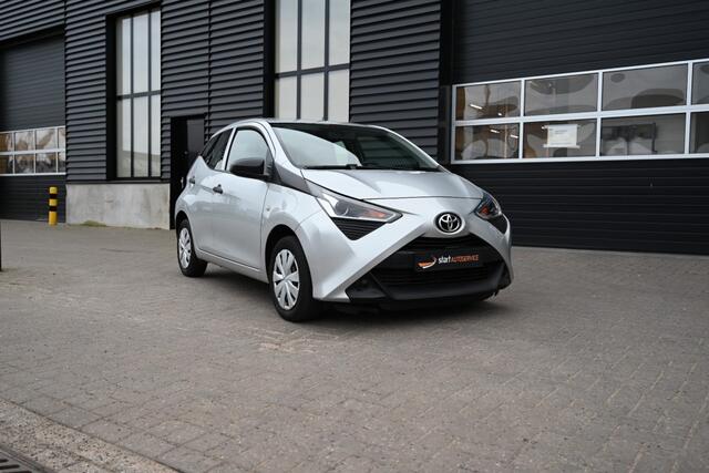 Toyota AYGO 1.0 VVTi X 5 deurs LED CarPlay â¬ 119 p.m.
