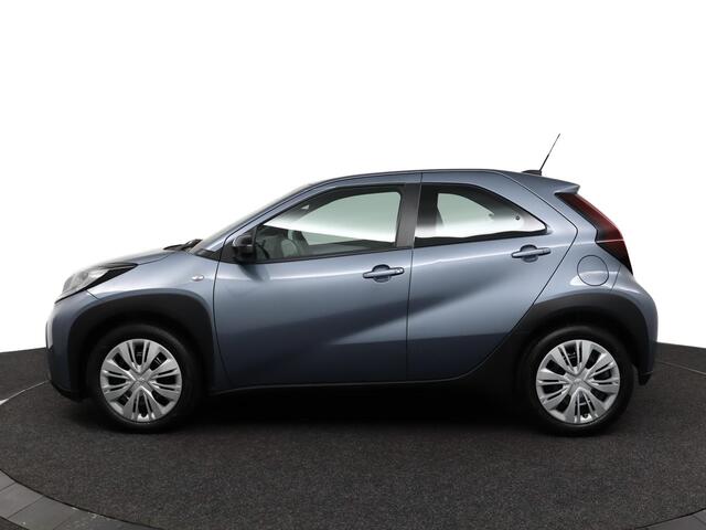 Toyota AYGO X 1.0 VVT-i MT Play