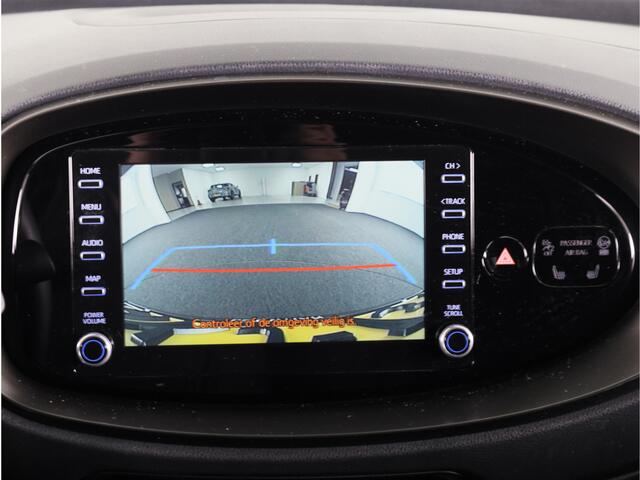 Toyota AYGO X 1.0 VVT-i MT Pulse Limited | Voorstoelen verwarmd | Parkeercamera | Apple Carplay /- Android Auto |
