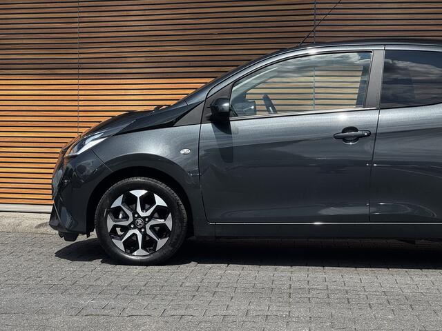 Toyota AYGO 1.0 VVT-i x-joy Camera / Clima / Lm velgen