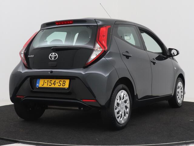 Toyota AYGO 1.0 VVT-i x-play | Airco | Achteruitrijcamera | Carplay |