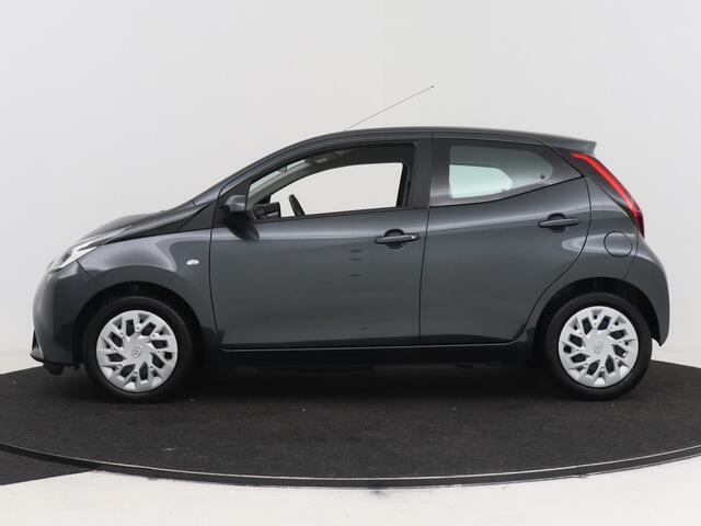 Toyota AYGO 1.0 VVT-i x-play | Airco | Achteruitrijcamera | Carplay |