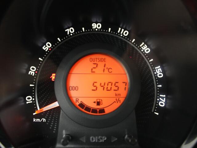 Toyota AYGO 1.0 VVT-i x-play | Airco | Achteruitrijcamera | Carplay |