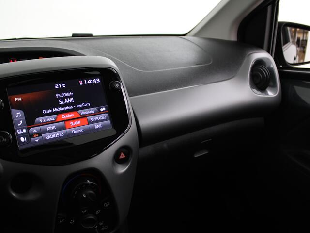 Toyota AYGO 1.0 VVT-i x-play | Airco | Achteruitrijcamera | Carplay |